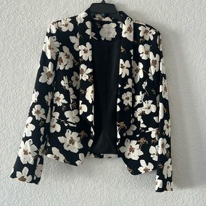 Womens loft size small open blazer. Black with cream flowers